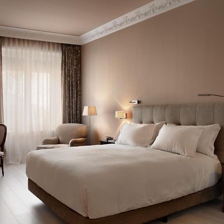 Hotel Rector Salamanca Bagian luar foto A bedroom at the hotel