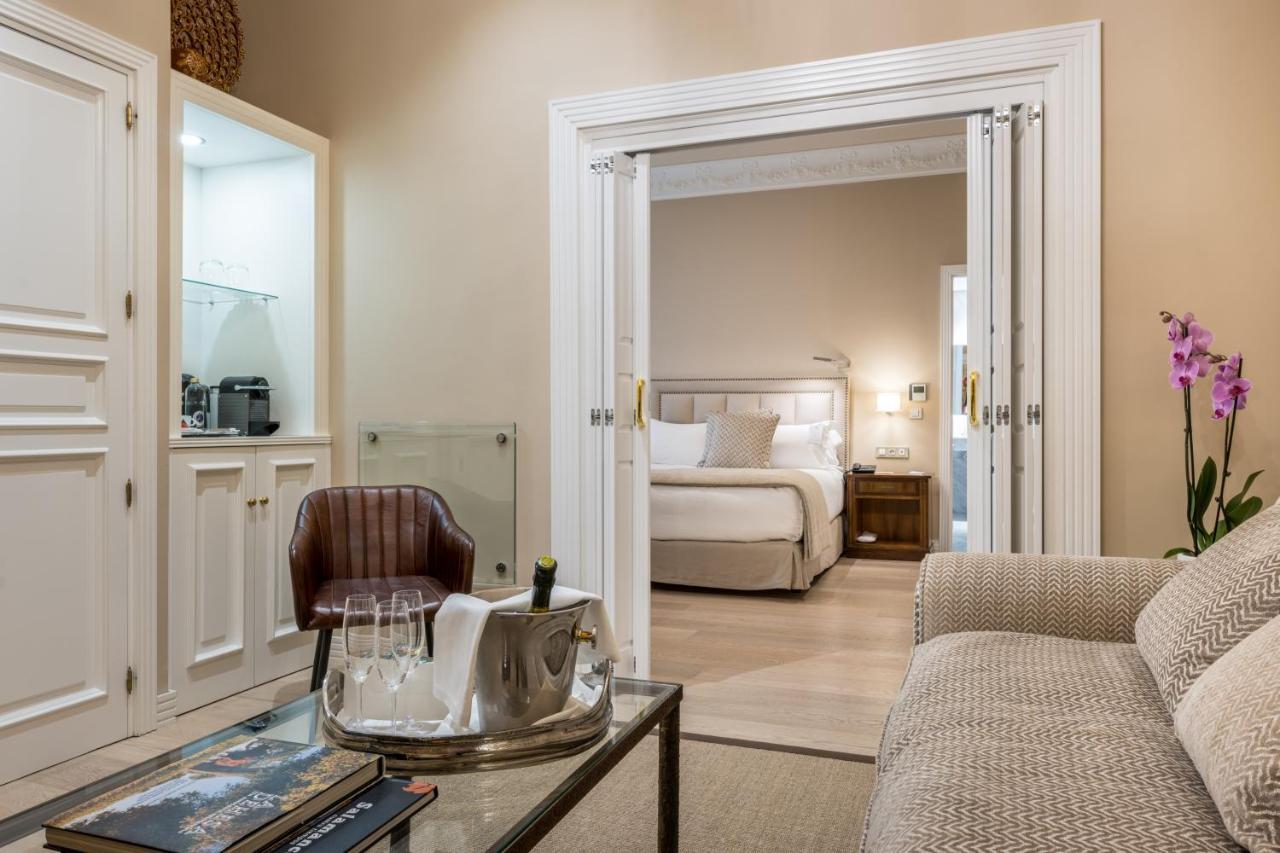 Hotel Rector Salamanca Bagian luar foto A suite at the hotel